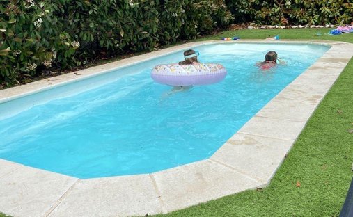 Villa a Les Cougoulins-Rastines, Antibes, Francia 1
