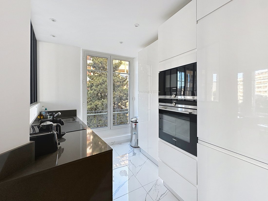 Apartment in Cannes, Provence-Alpes-Côte d'Azur, France 2 - 18187034