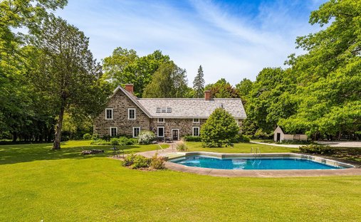 House in Dunham, Quebec, Canada 1