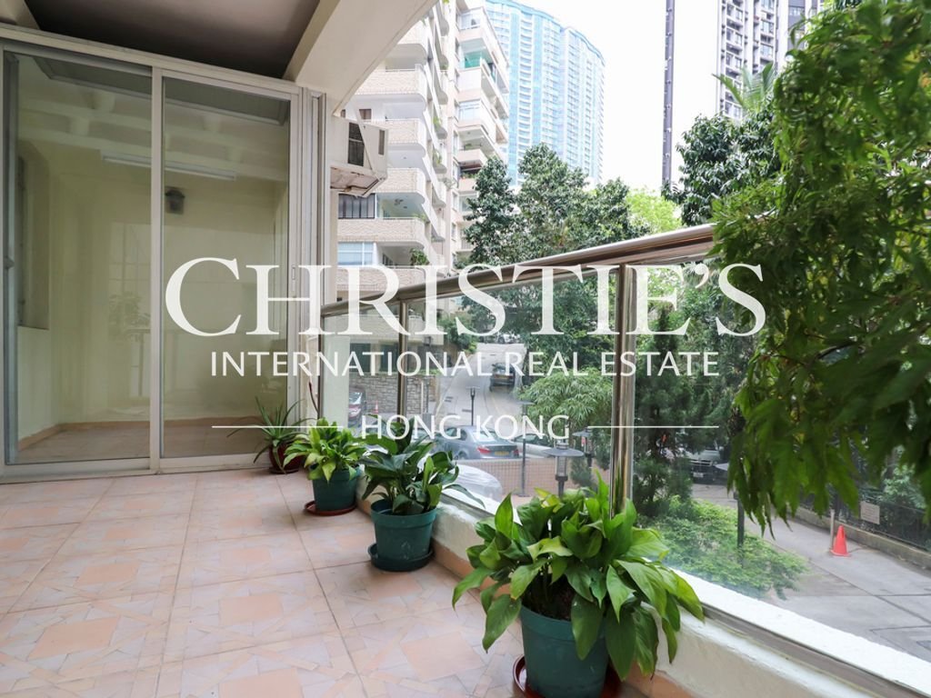Apartment in Hong Kong, Hong Kong 2 - 18187813