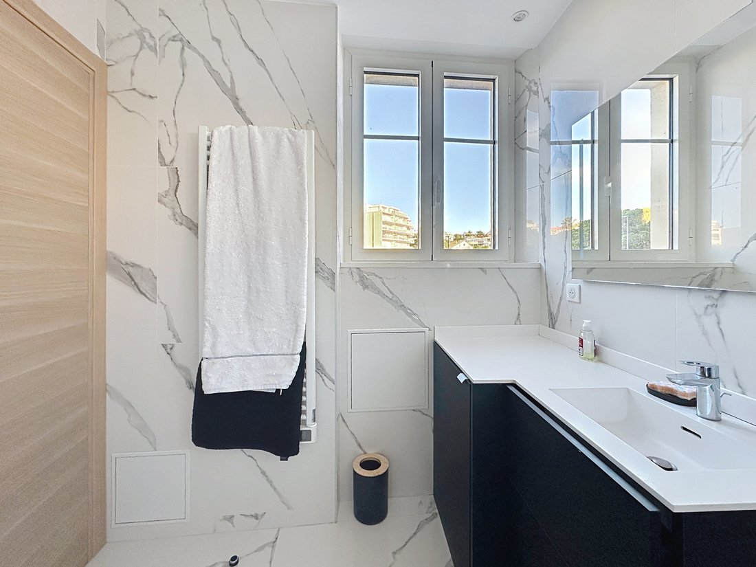 Apartment in Cannes, Provence-Alpes-Côte d'Azur, France 4 - 18187034