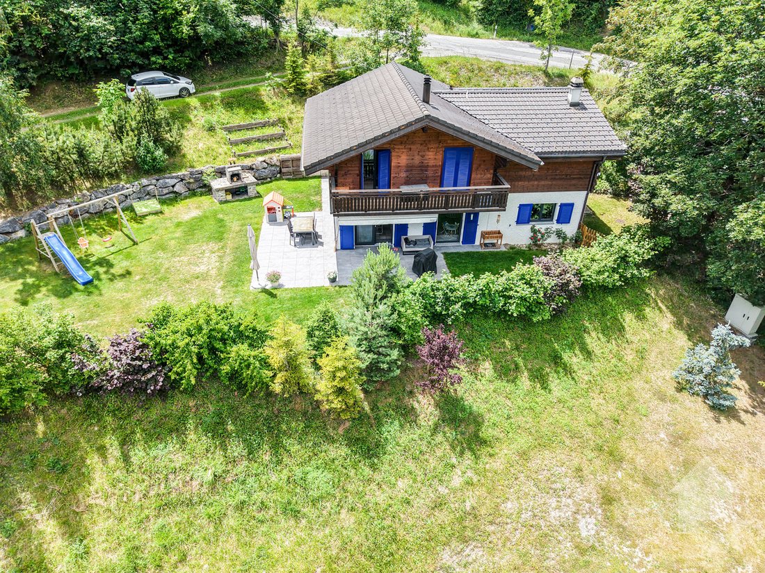 Chalet in Chamoson, Valais, Switzerland 1 - 17308530