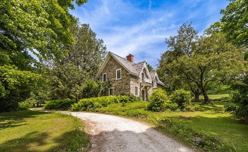 House in Dunham, Quebec, Canada 1