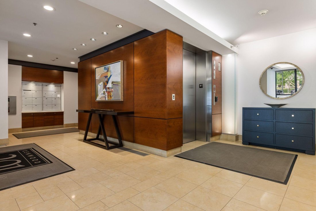 Condo in Minneapolis, Minnesota, United States 4 - 18187979