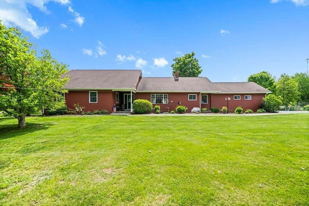 House in Blandford, Massachusetts, United States 4 - 18112089