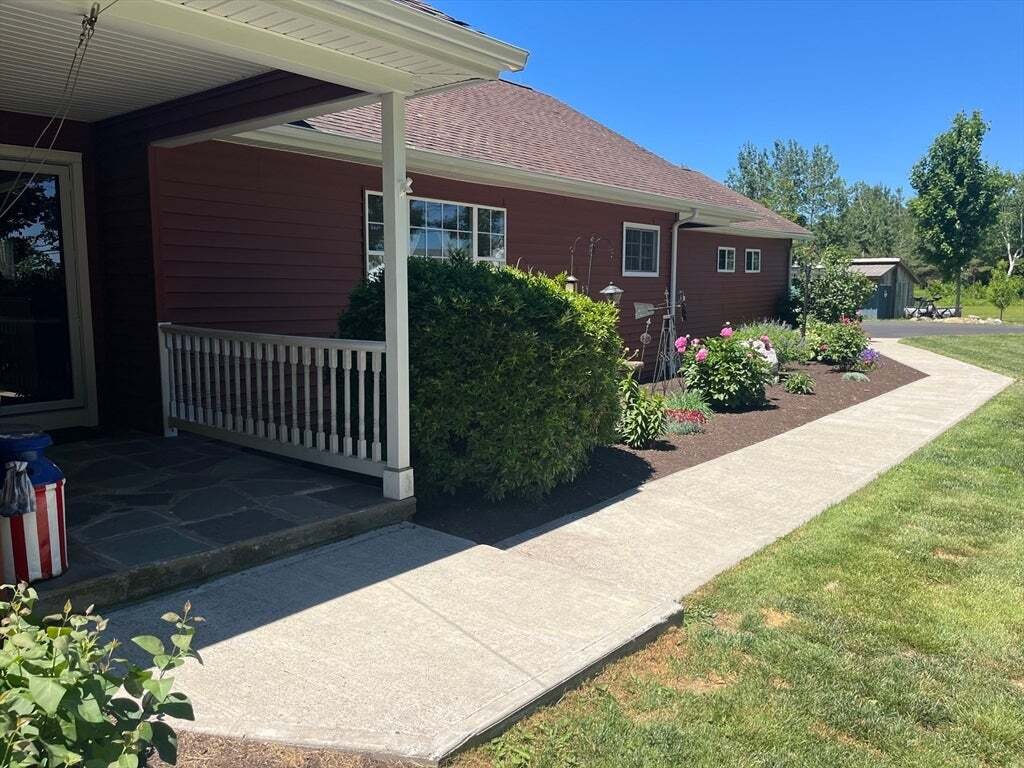 House in Blandford, Massachusetts, United States 3 - 18112089