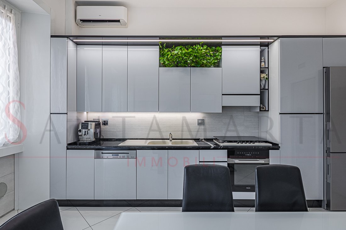 Apartment in Romagna, Milan, Italy 5 - 18188006