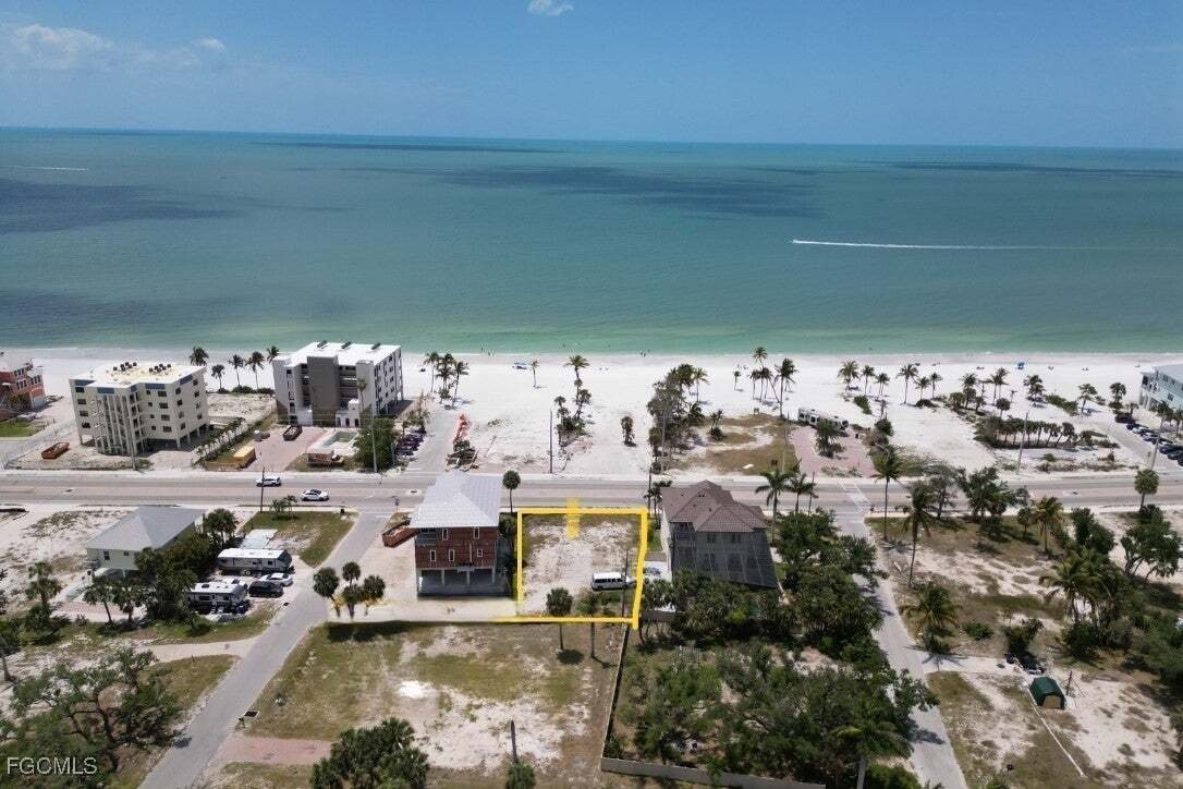 Terrain à Fort Myers Beach, Floride, États-Unis 4 - 16767740