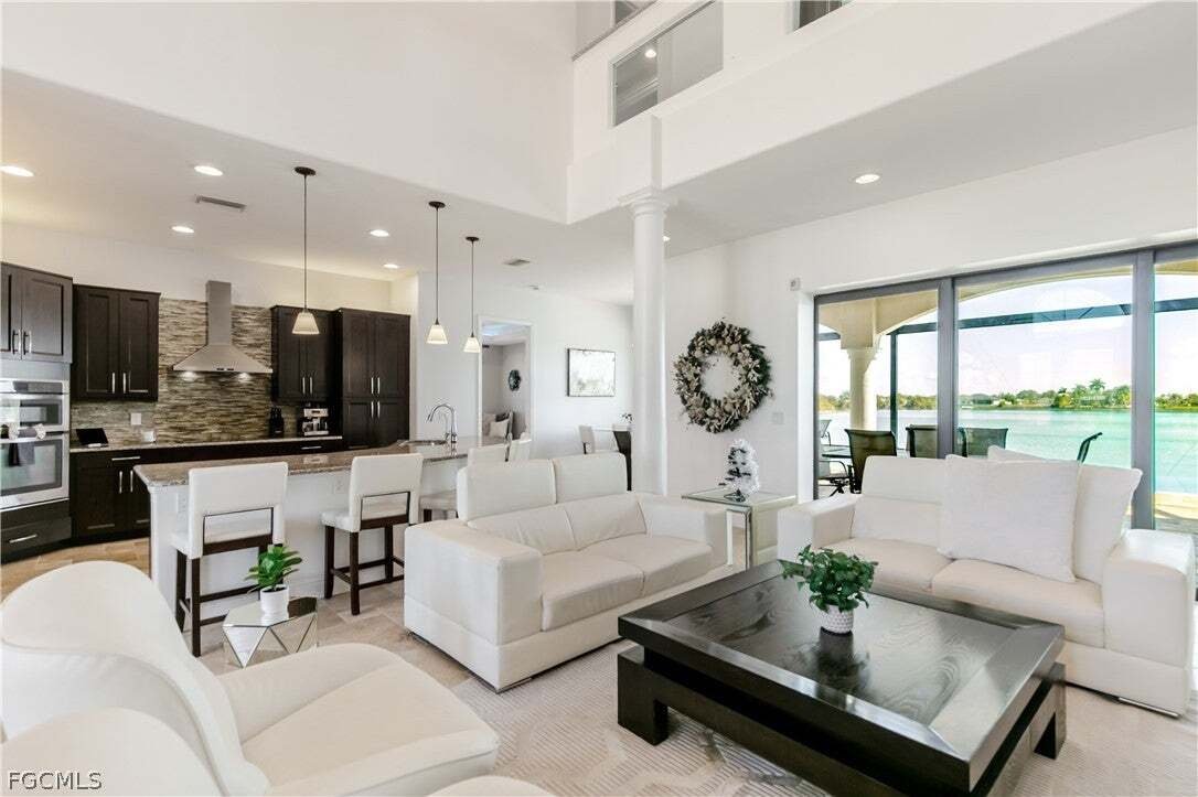 House in Cape Coral, Florida, United States 5 - 17288030