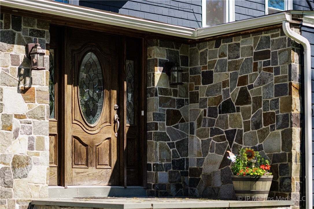 House in Warwick, Rhode Island, United States 4 - 18188076