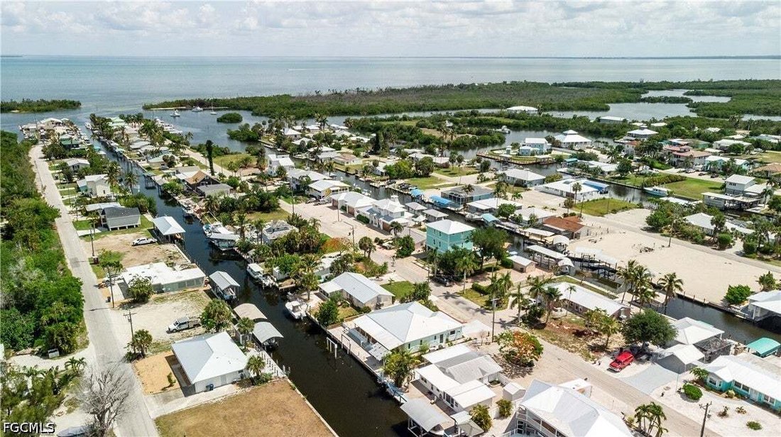 House in Bokeelia, Florida, United States 4 - 17889511