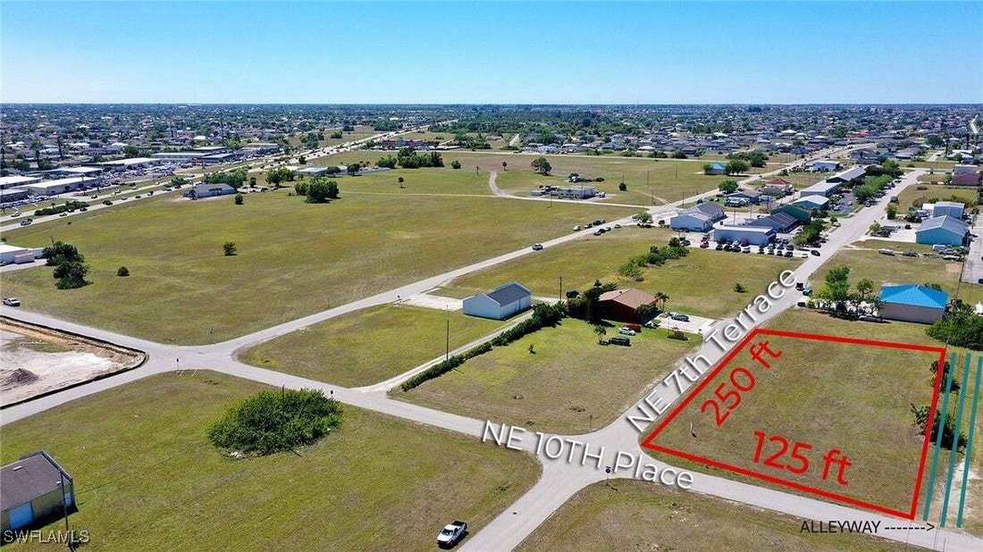 Terrain à Cape Coral, Floride, États-Unis 2 - 16767748