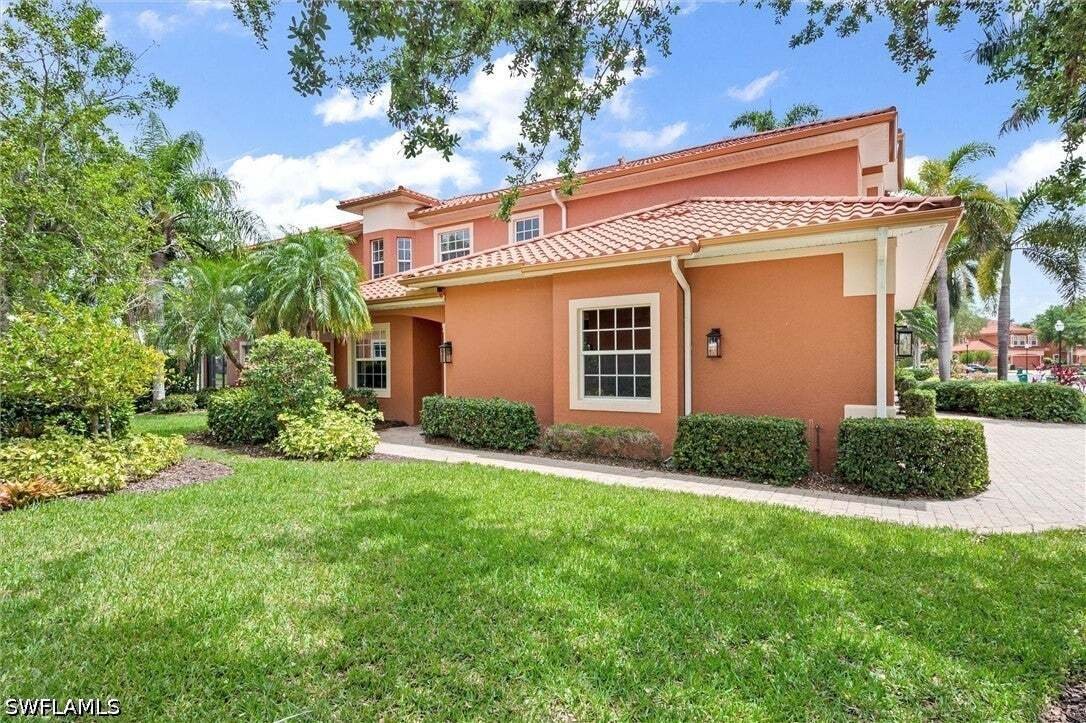 Condo in Naples, Florida, United States 2 - 17765143
