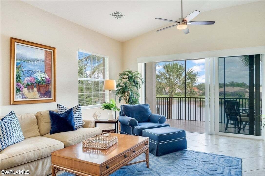 Condominio en Naples, Florida, Estados Unidos 2 - 17765143