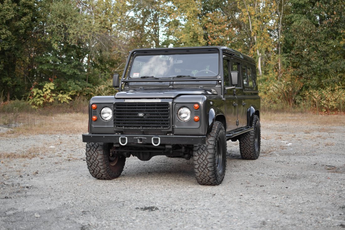 Suv in Newton, MA, United States 3 - 18190277
