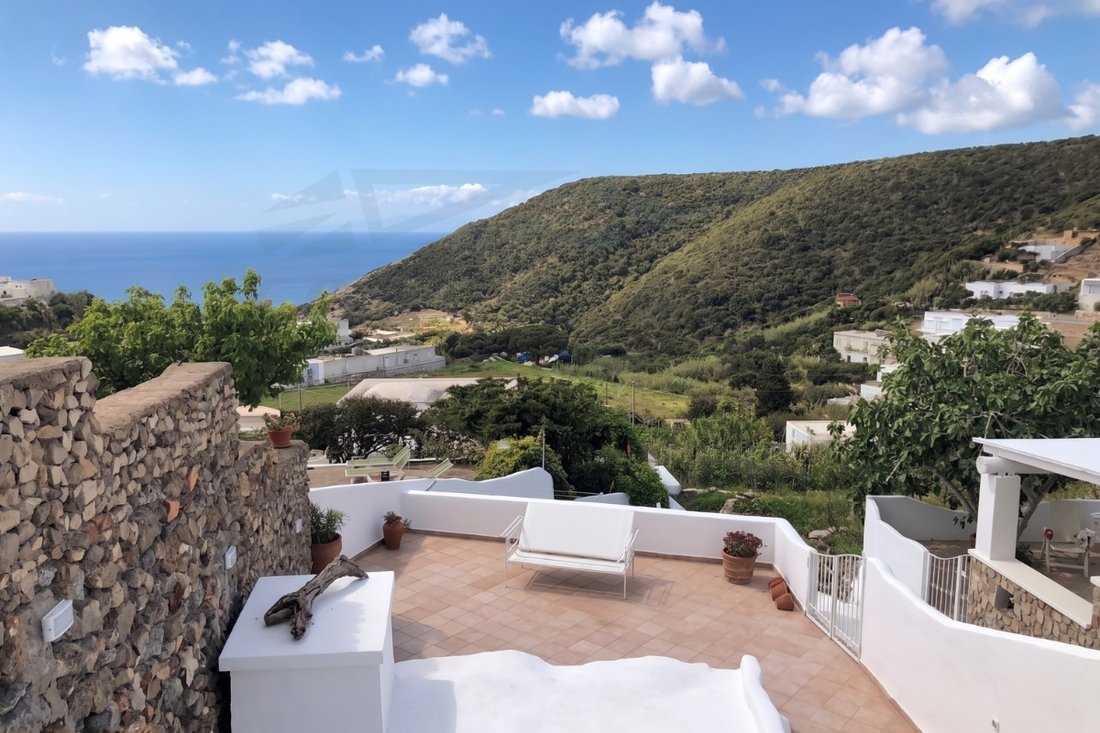 Villa in Ponza Island, Lazio, Italy 1 - 18188104