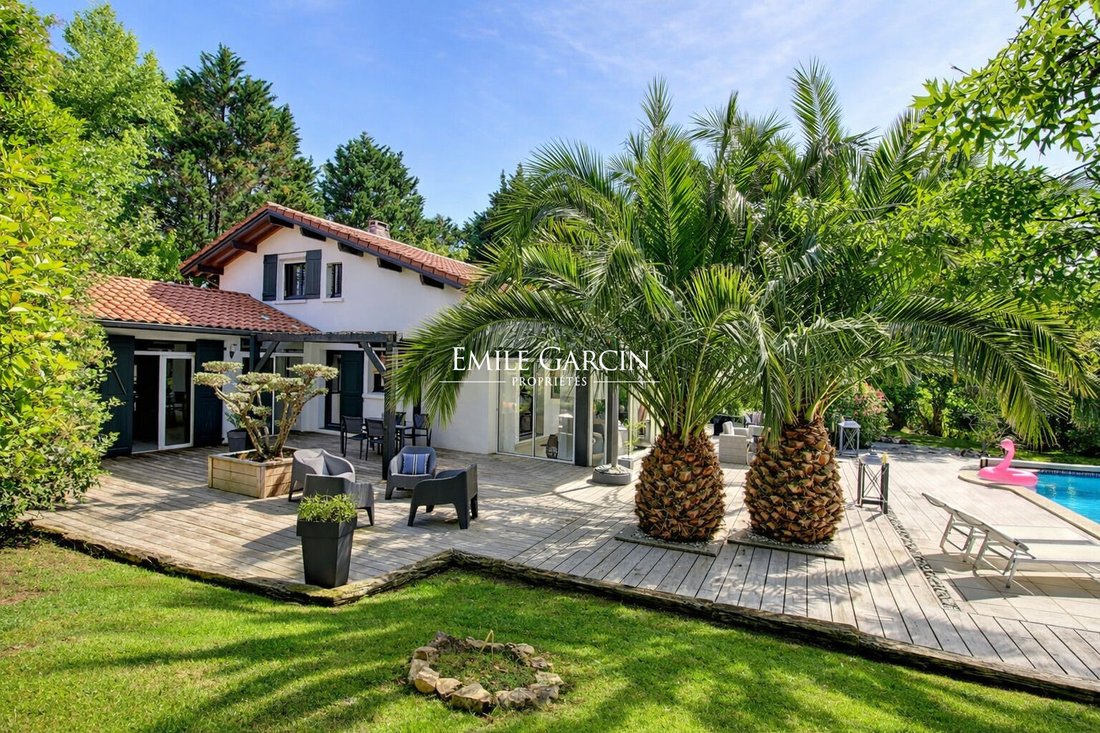 Villa in Arcangues, Nouvelle-Aquitaine, France 2 - 17564718