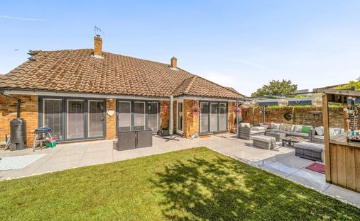 House in Datchet, England 1