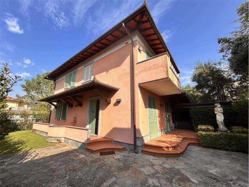 Villa in Center, Forte dei Marmi, Tuscany 2 - 18188514