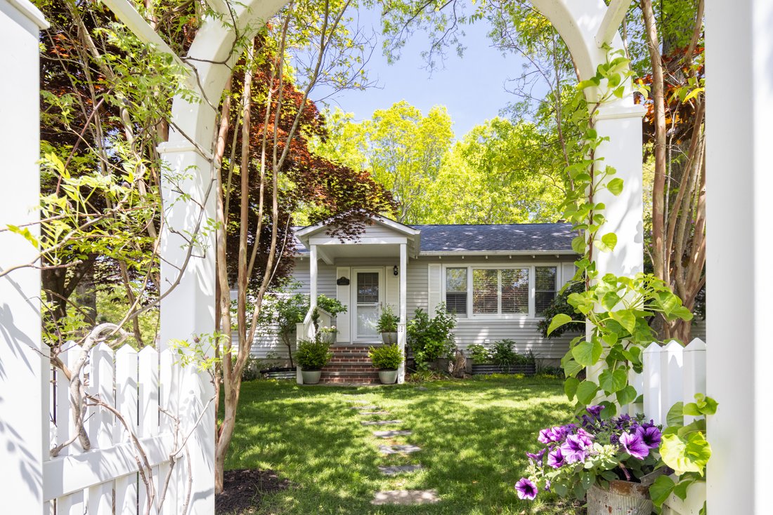 House in Shelter Island Heights, New York, United States 2 - 18183264