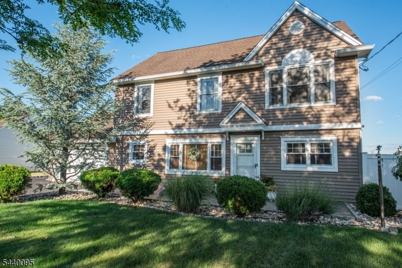 House in Wayne, New Jersey, United States 3 - 18193592
