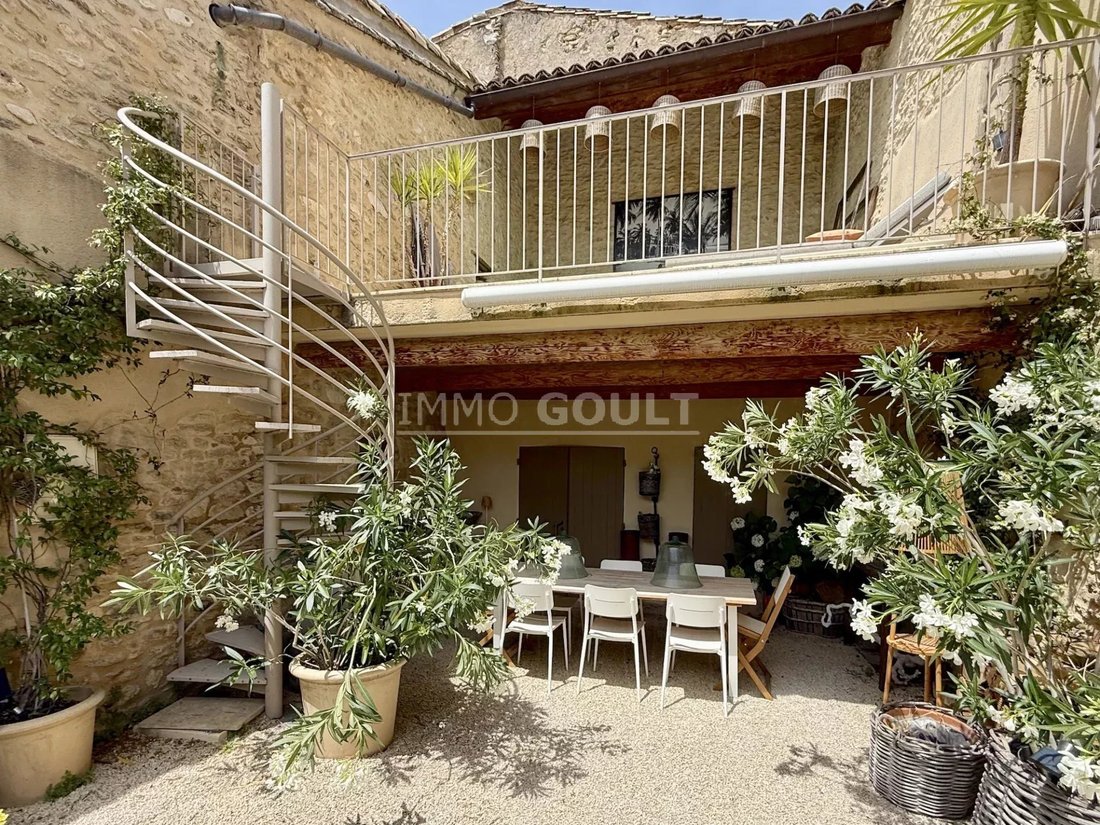 House in Gordes, Provence-Alpes-Côte d'Azur, France 3 - 16119170