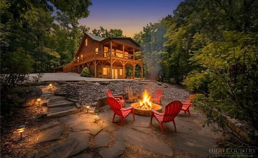 Haus in Purlear, North Carolina, Vereinigte Staaten 1