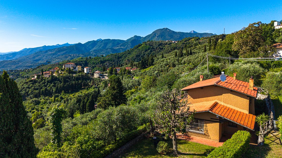 Villa in Massarosa, Tuscany, Italy 2 - 18188134