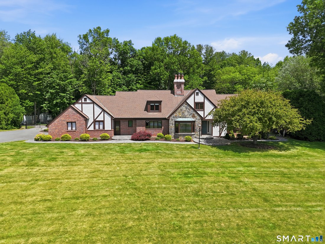 House in Suffield, Connecticut, United States 1 - 18193158