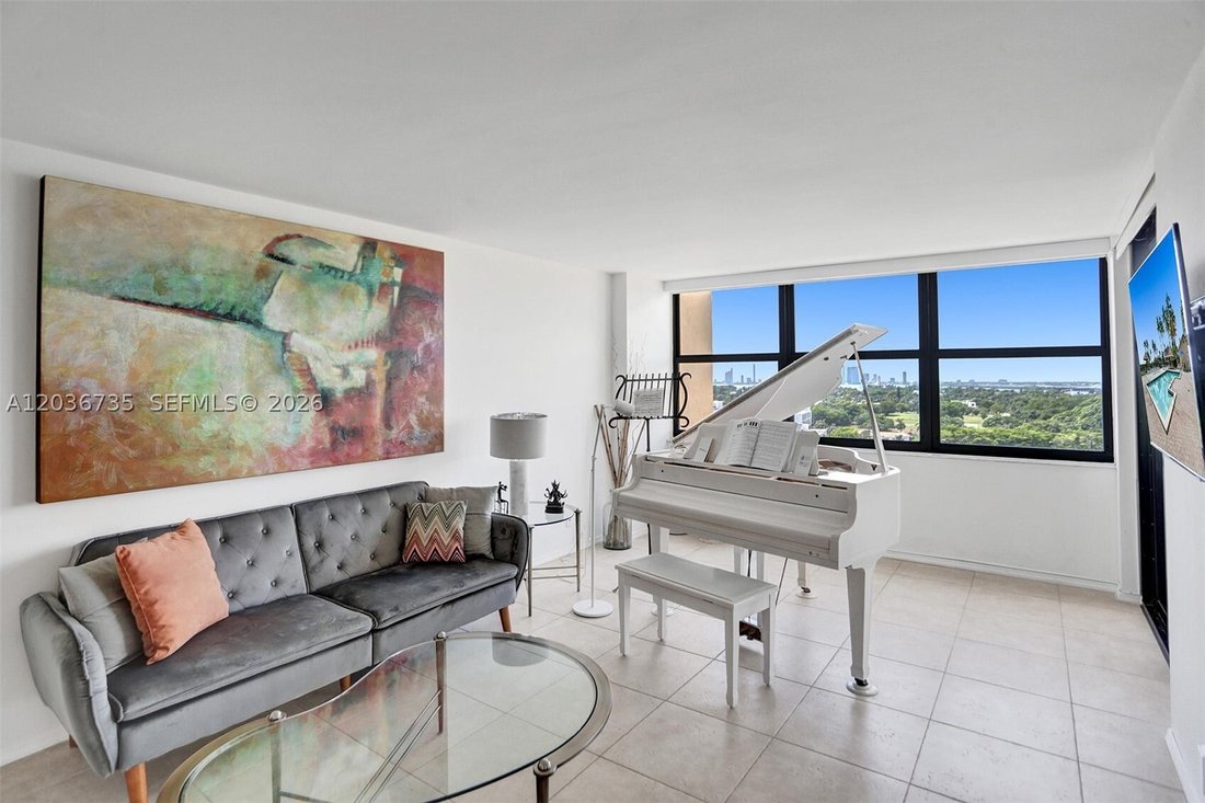 Condo in Miami Beach, Florida, United States 3 - 18188856