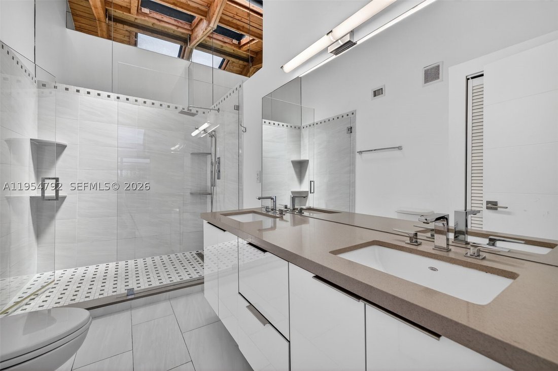 House in Hallandale Beach, Florida, United States 4 - 17257028