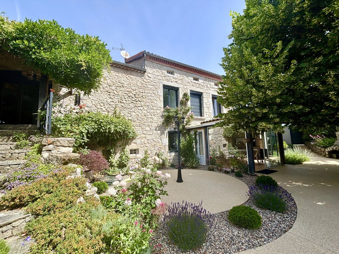 House in Les Villettes, Auvergne-Rhône-Alpes, France 2 - 18146779