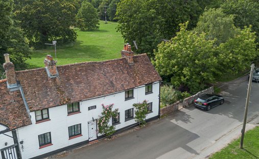 House in Waltham St Lawrence, England 1