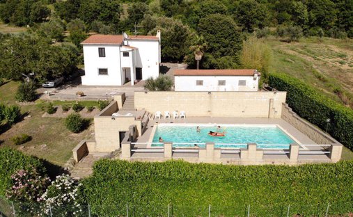 Villa in Roccastrada, Tuscany, Italy 1