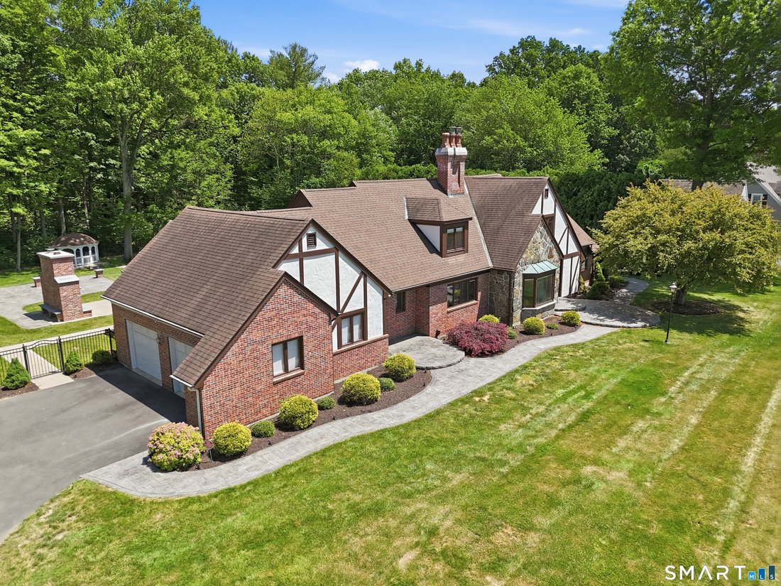 House in Suffield, Connecticut, United States 5 - 18193158