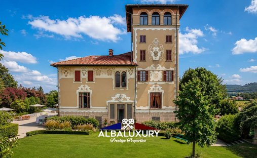 Chateau in Mercenasco, Piedmont, Italy 1