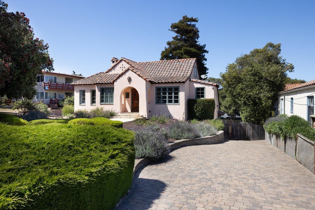 House in Pacific Grove, California, United States 2 - 18193464