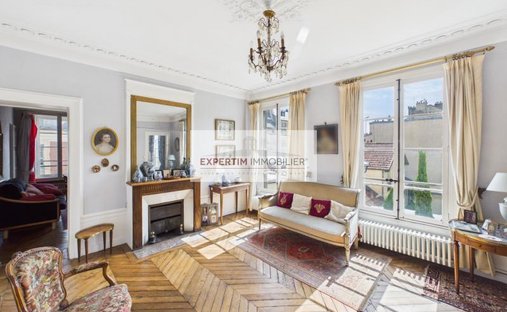 Apartment in Domaine National du Château, Versailles, France 1