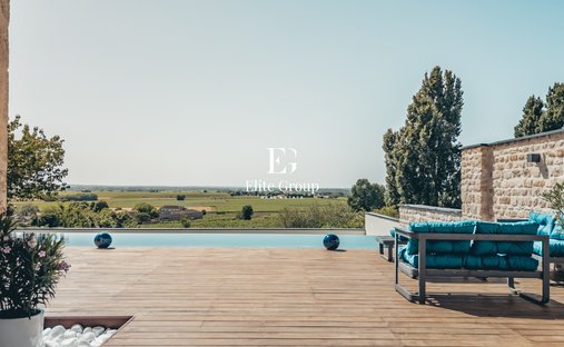 House in Moulidars, Nouvelle-Aquitaine, France 1