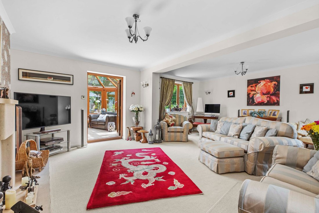 House in Princes Risborough, England 3 - 18191309