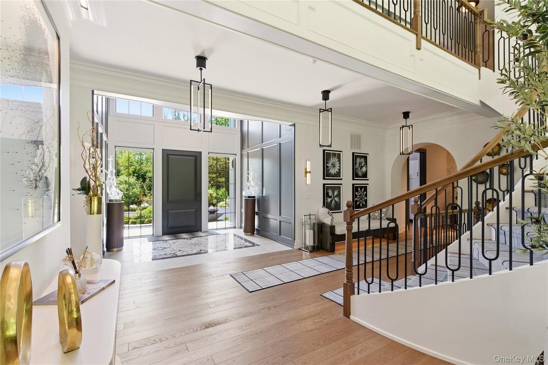 House in Syosset, New York, United States 5 - 18190248