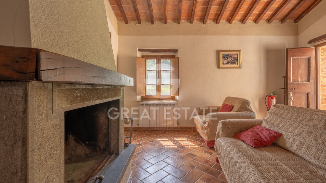 Estate in Castiglione d'Orcia, Tuscany, Italy 2 - 18193997