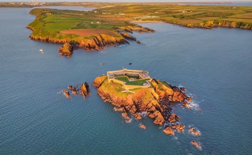 Casa a Thorne Island, Galles 1