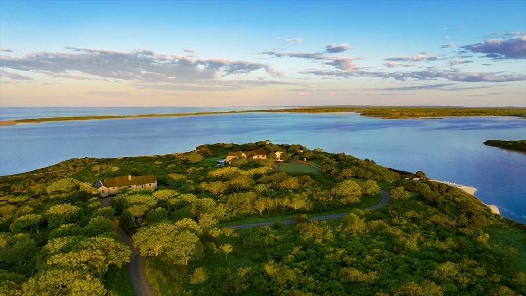 House in Edgartown, Massachusetts, United States 3 - 18101726