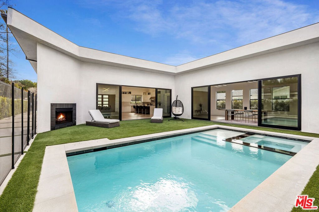 House in Los Angeles, California, United States 1 - 18193353