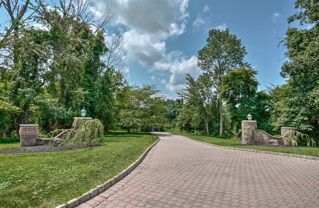 House in Far Hills, New Jersey, United States 2 - 18190072