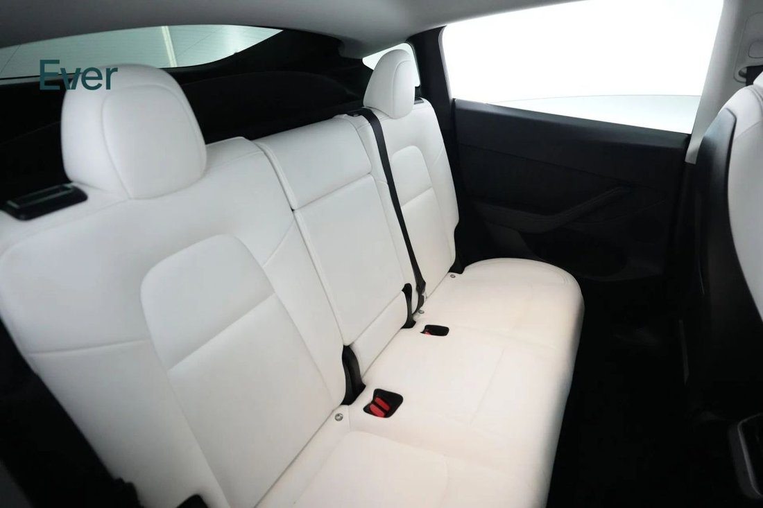Suv in San Francisco, CA, United States 5 - 17970829