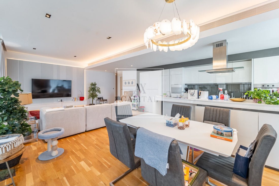 Apartment in Jumeirah Beach Residence, Dubai, United Arab Emirates 2 - 18189861