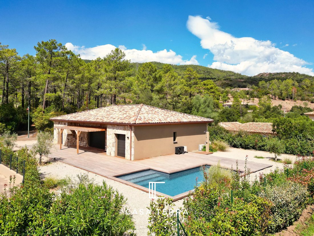 Villa in Lecci, Corsica, France 3 - 15232146