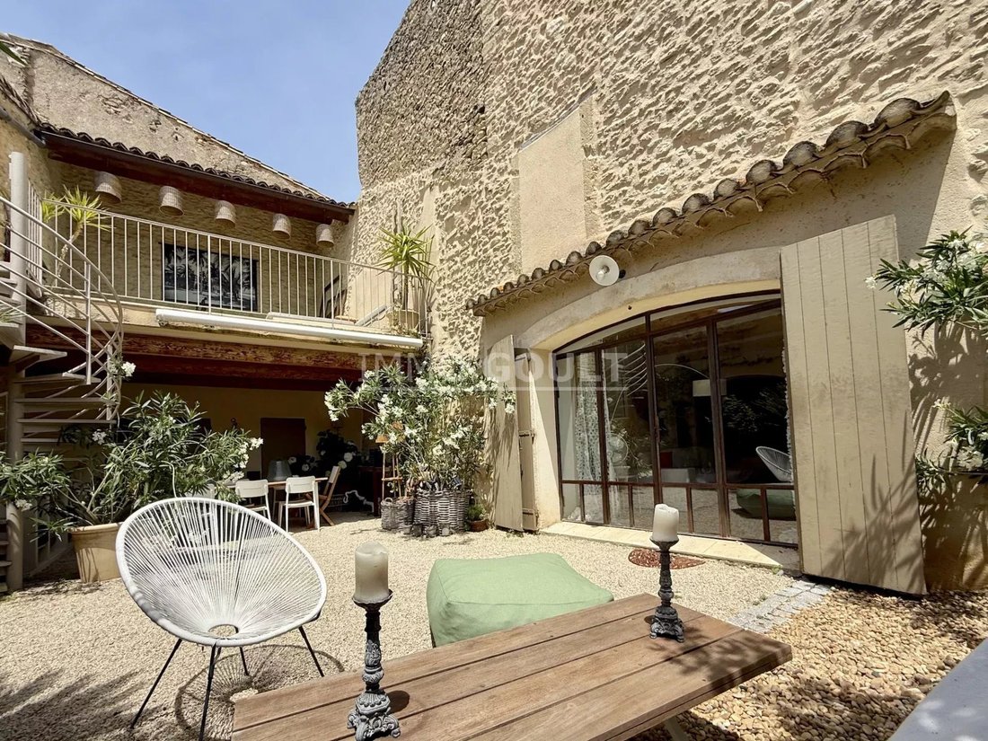 House in Gordes, Provence-Alpes-Côte d'Azur, France 1 - 16119170